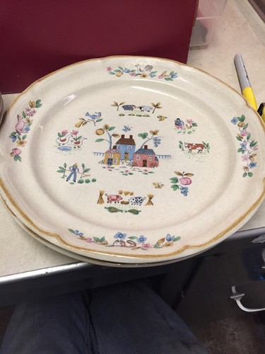 Vintage International Stoneware Heartland 4 Bowls & 2 Plates