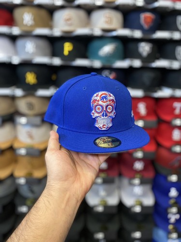 New Era 59FIFTY CHICAGO CUBS 刺繍 7 3/8 Chicago Cubs Mascot Pin 59FIFTY Fitted Hat – New Era Cap