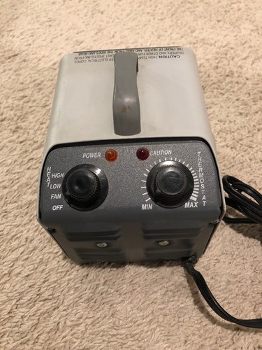 Howard Berger Co 1500 Watt Personal Heater  CZ707