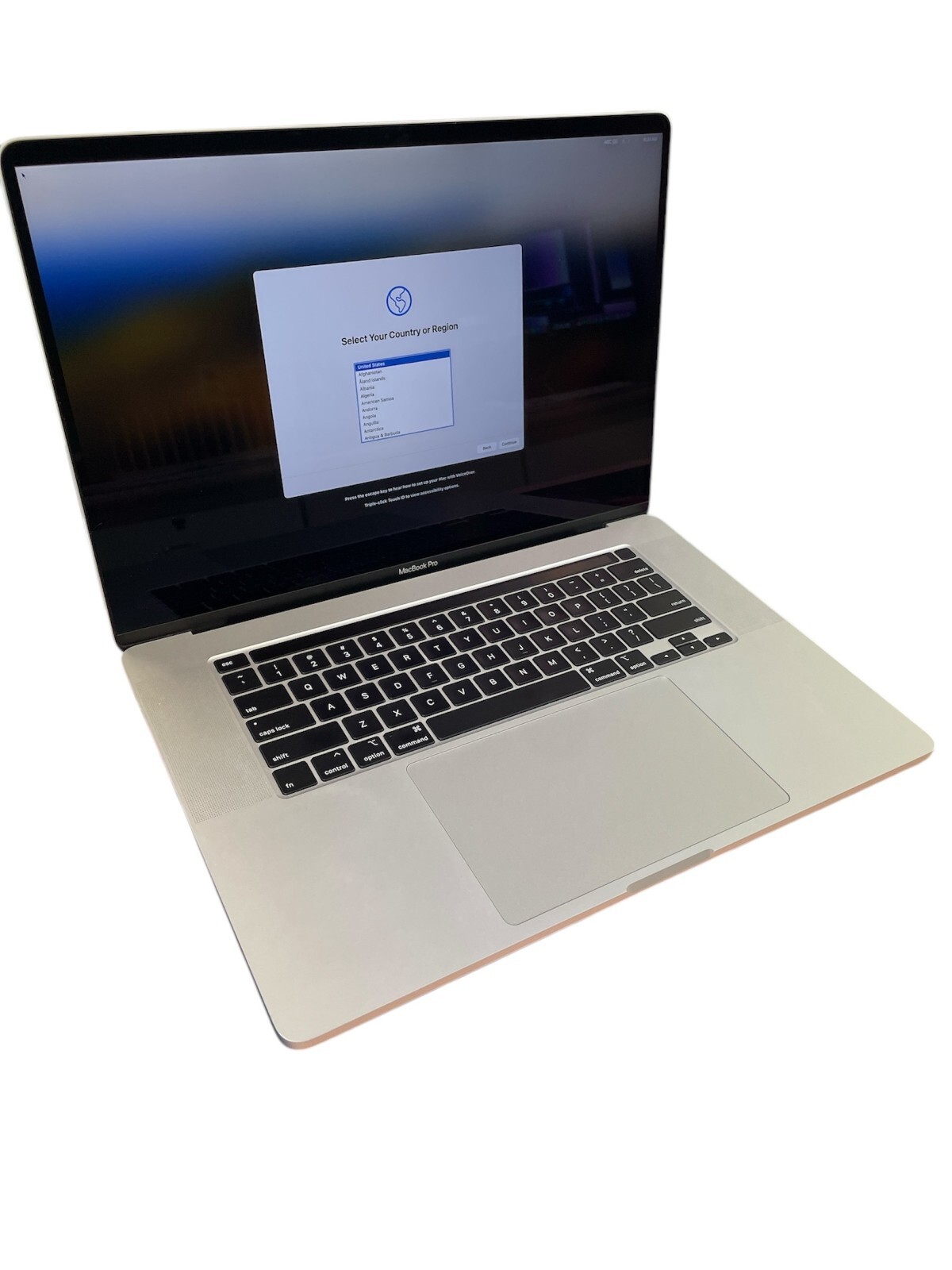 MacBook Pro 16 MacBook Pro 16