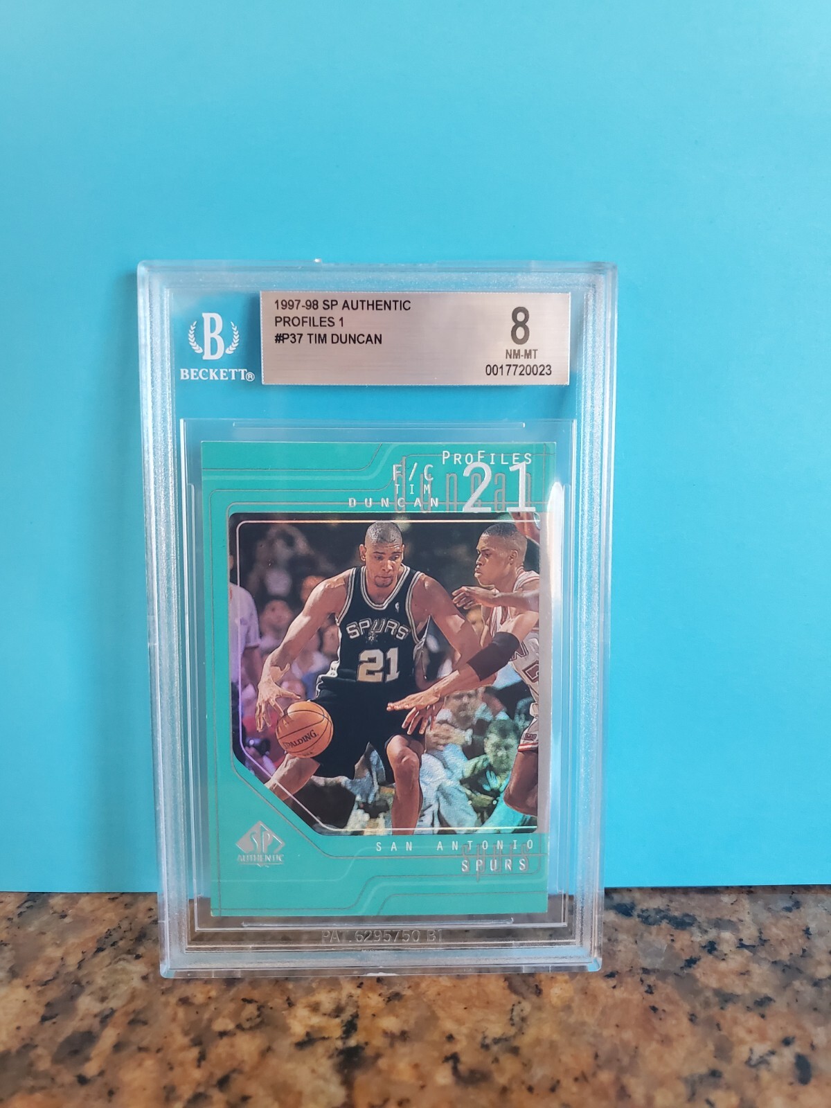 1997-98 SP Authentic Tダンカン ルーキーカード 1997-98 SP Authentic Profiles 1 Tim Duncan RC BGS 8 | eBay