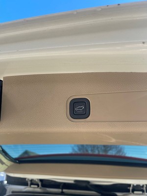 image 11 of interior