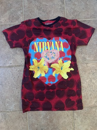 トップス NIRVANA Heart Shaped Box L size VTG Nirvana Size XL Heart Shaped Box Long Sleeve Single