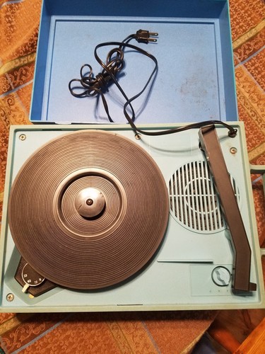 Model 124 house hold phono