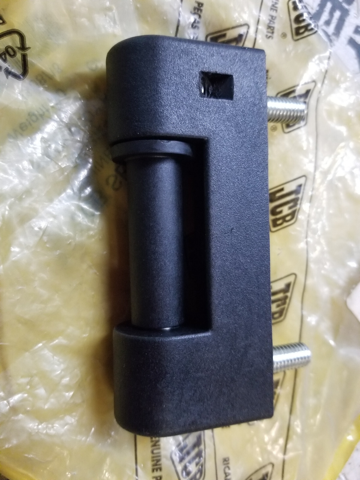JCB HINGE BLOCK ASSEMBLY 331/31247 - Picture 3 of 3