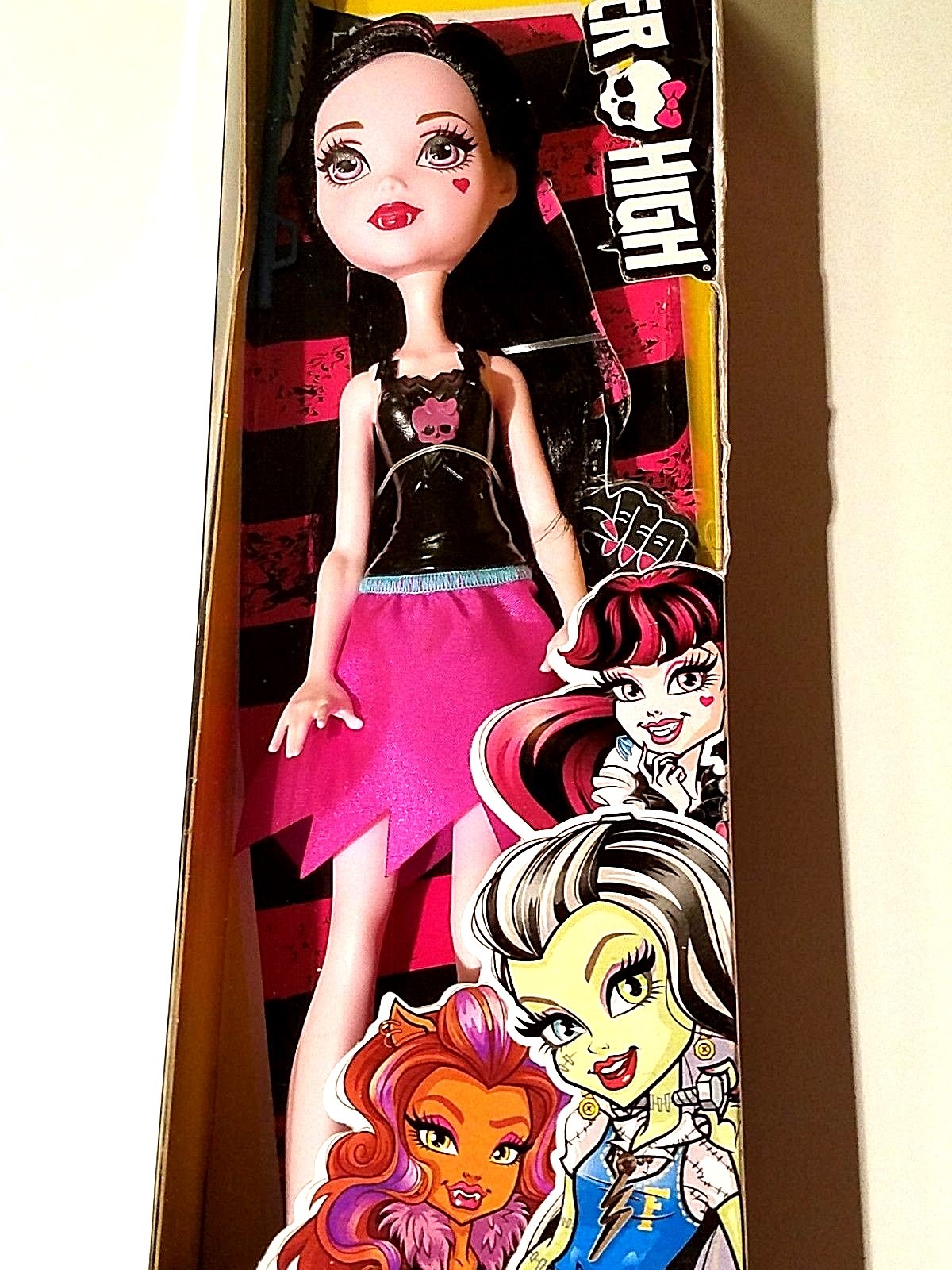 Draculaura Doll Monster High Skullette Mattel 10