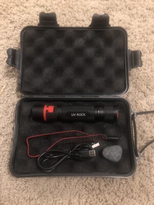 UV Ultra Violet Filtered 365nm Flashlight Rechargeable w/case & Yooperlite Rock
