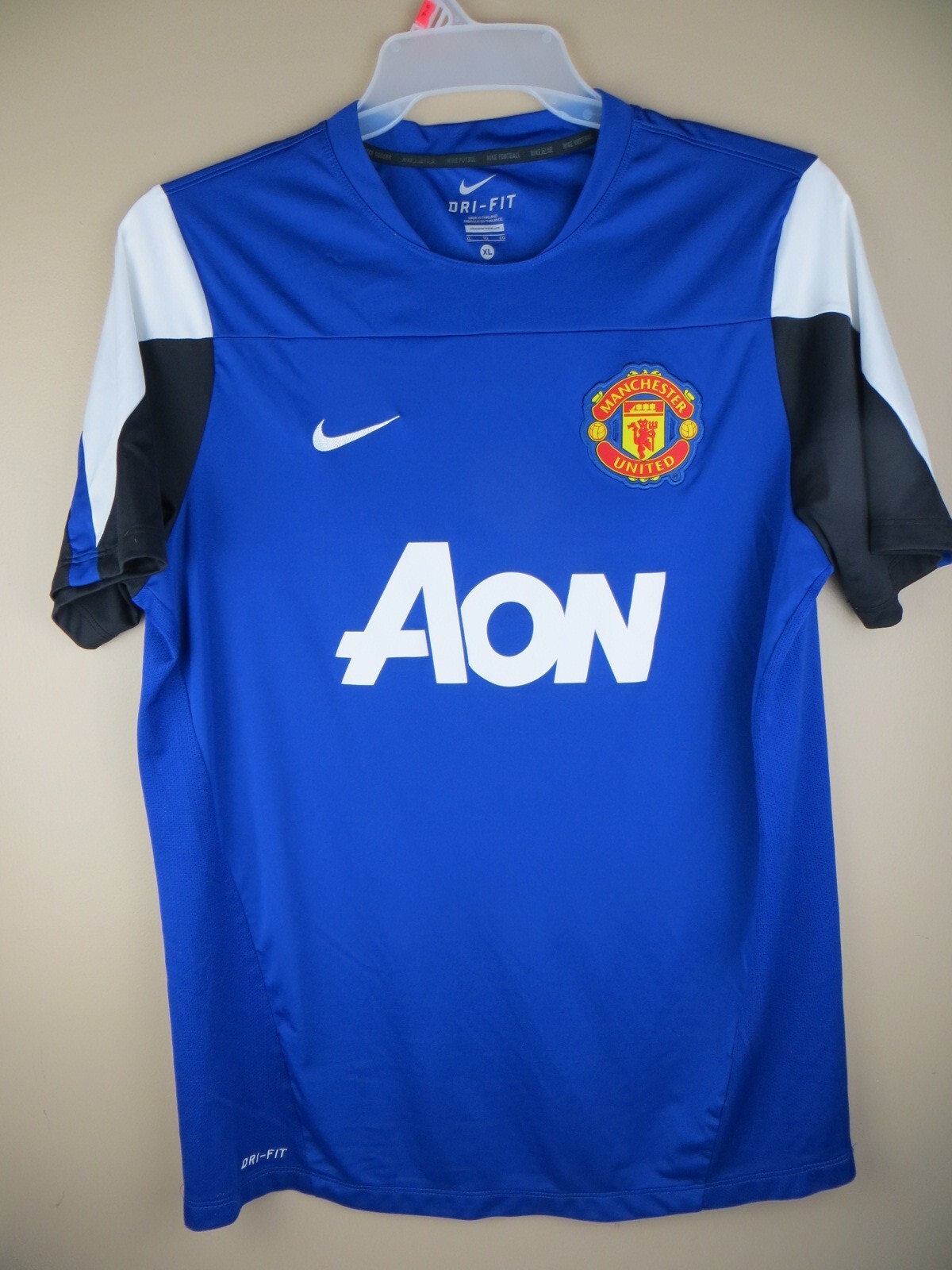 ウェア Nike soccer jersey Manchester United MANCHESTER UNITED AON Nike Dri-Fit Soccer Jersey Blue Adult