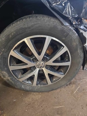 Used Right Front Wheel fits: JETTA EXCEPT GLI 15 16 17 18