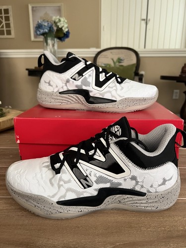 New Balance Two WXY V3 Basketball White Black Grey Sz 12 2E 