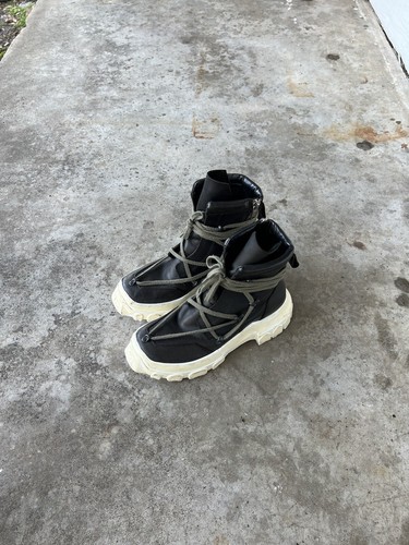 Rick Owens SS2018 “Dirt” Pentagram Tractor Hiking Boots Size Rick Owens SS2018 “Dirt” Pentagram Tractor Hiking Boots Size
