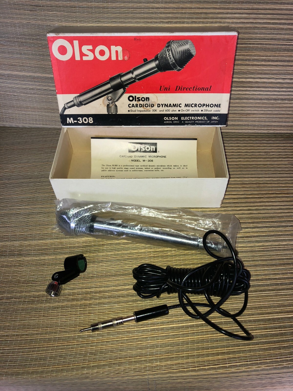 OLSON CARDIOID DYNAMIC MICROPHONE-40 YEARS OLD +MODEL M-308 - IN ORIGINAL BOX-
