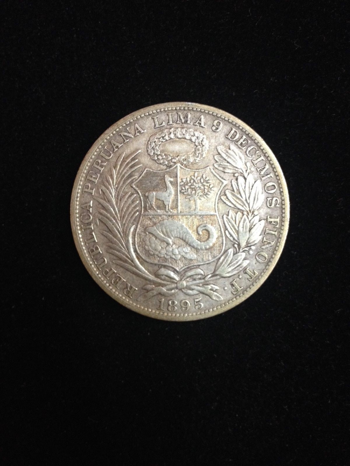 1895 Peru Un Sol Silver Coin *NICE DETAIL