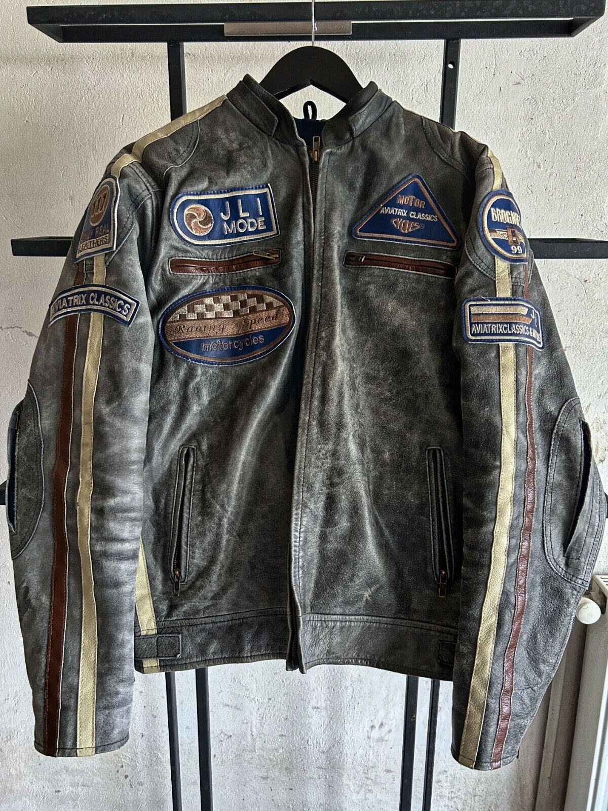 Vintage Streetwear Stone Washed Heavy Leather Jacket 90s Vintage Streetwear Stone Washed Heavy Leather Jacket 90s