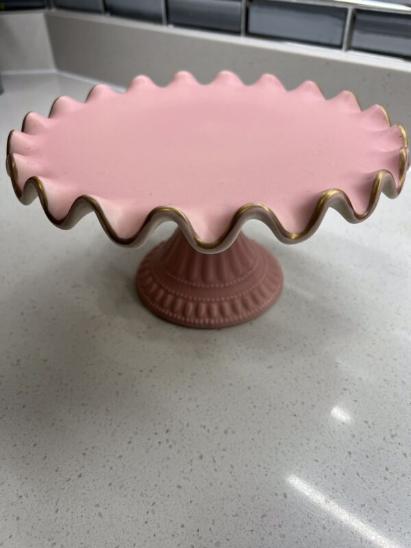 Glitter Ville 10 Inch Pink Ruffled Cake Stand