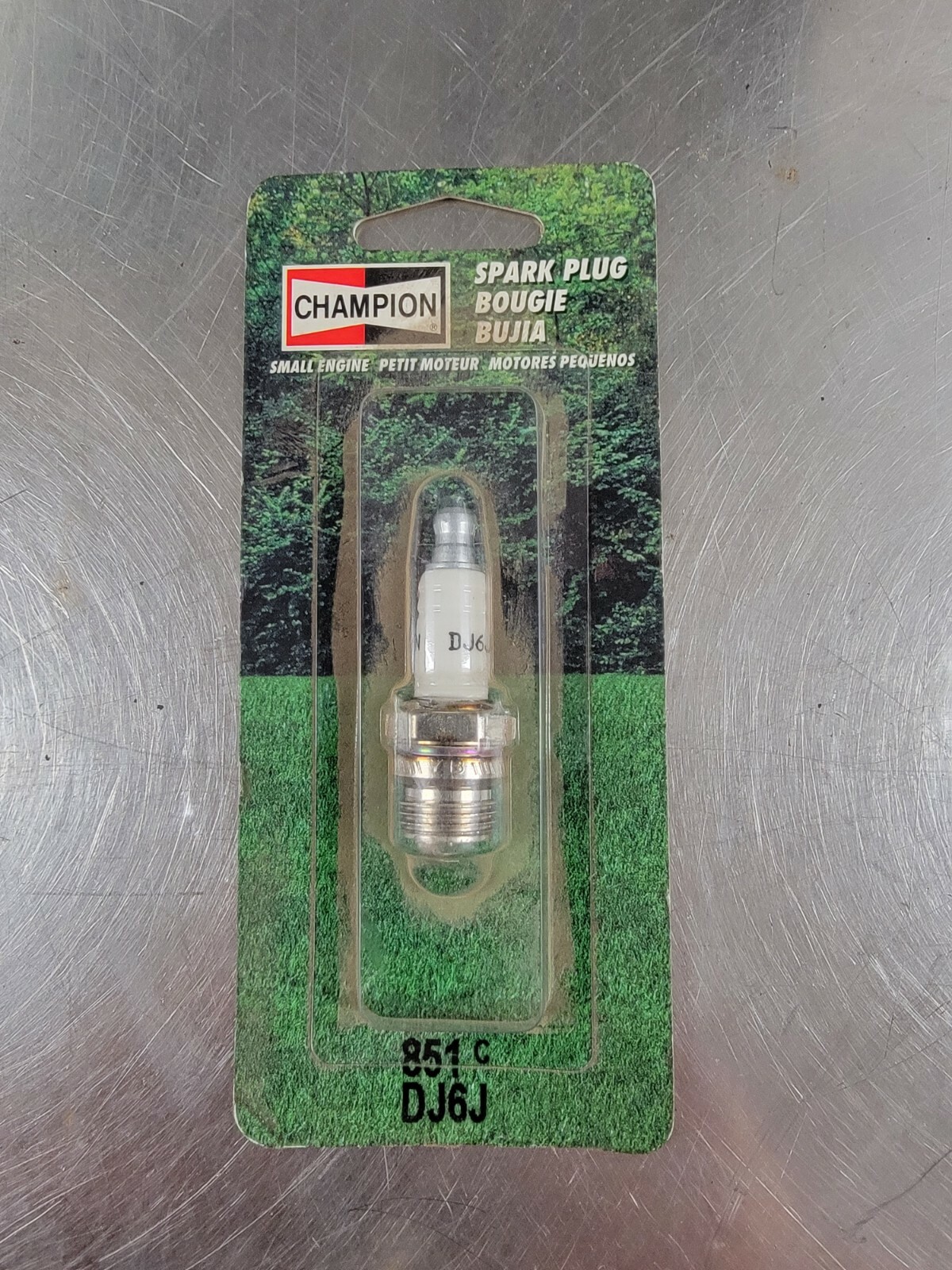 CHAMPION SPARK PLUG 851C DJ6J t089 | eBay
