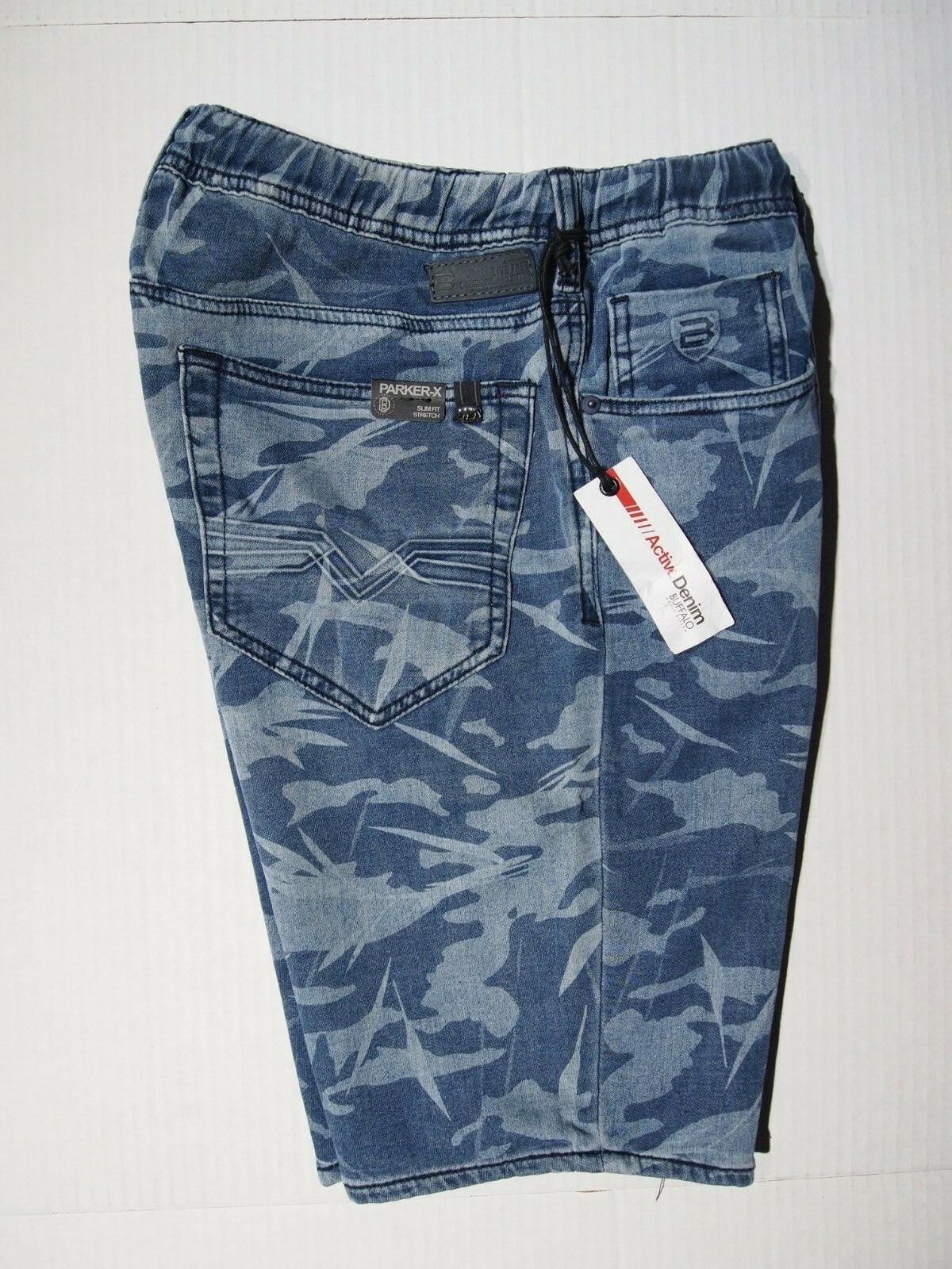 Buffalo David Bitton men's stretch shorts size 30 leaf print