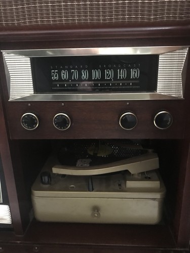 Mid Century OLYMPIC HI FI TV RADIO PHONO COMBO BEAUTIFUL CABINET!