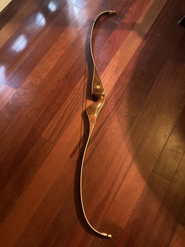 Fred Bear Kodiak Hunter Recurve Bow Amo-60   50# Pound. Vintage Early 1970’s