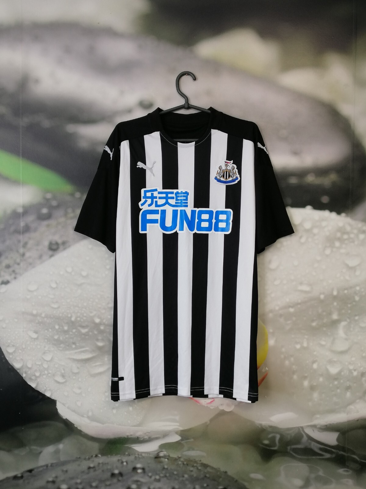 ウェア Newcastle united puma football jersey Puma Newcastle Home 2019 Jersey - FutFanatics