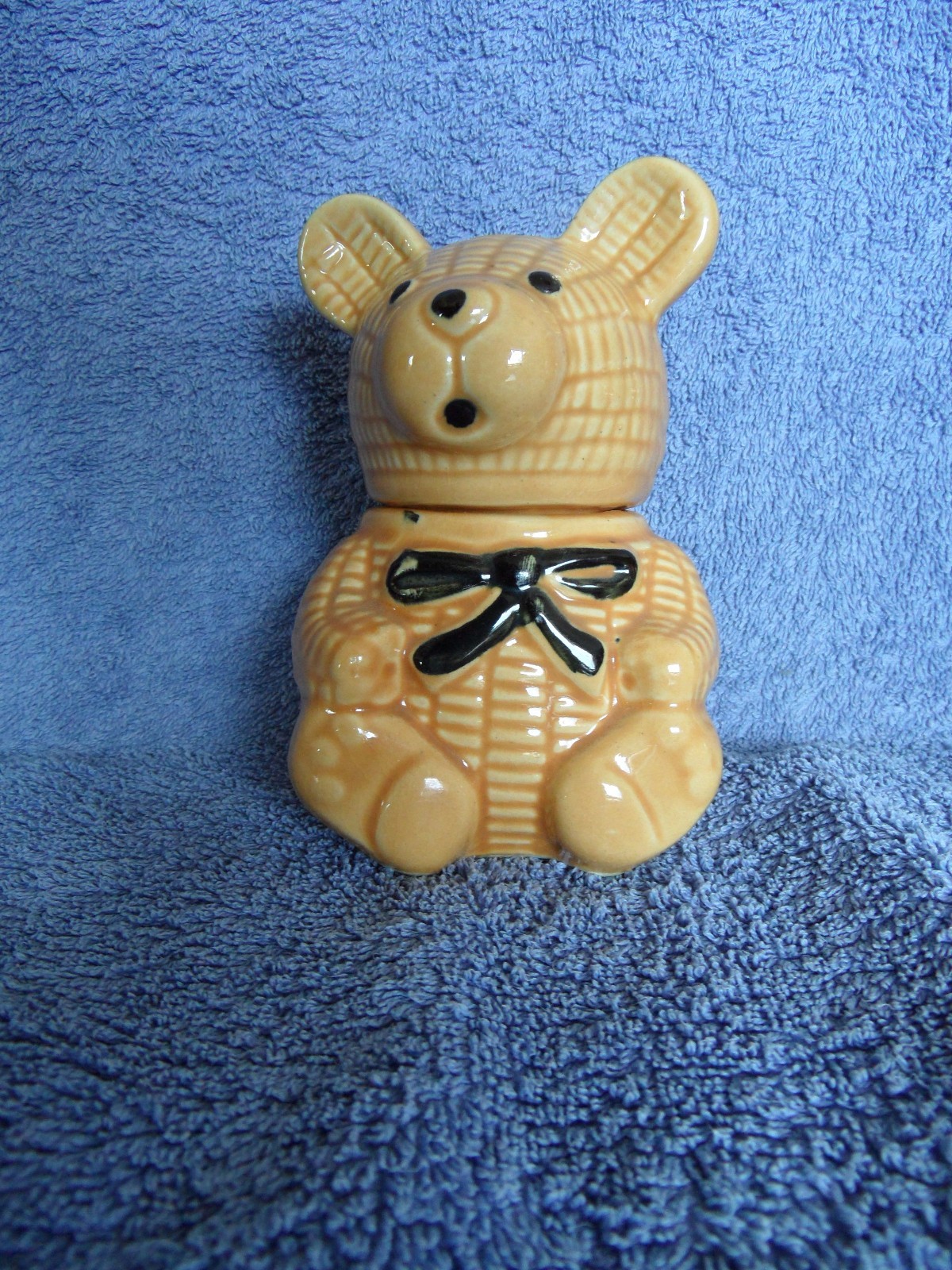 Bear honey jar 5 1/2