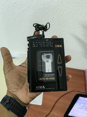ポータブルプレーヤー aiwa AM-HX100 Aiwa AM-HX100 Portable MD Player Remote Earphones MDLP