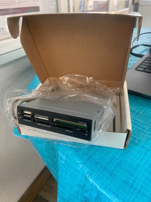StarTech 3.5in Front Bay 22-in-1 Internal Memory Card Reader