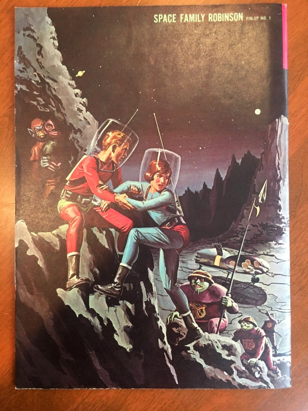 SPACE FAMILY ROBINSON 1ST APP OF SPACE FAMILY ROBINSON GOLD KEY COMICS 1962