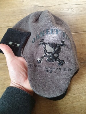 oakley moscow hat