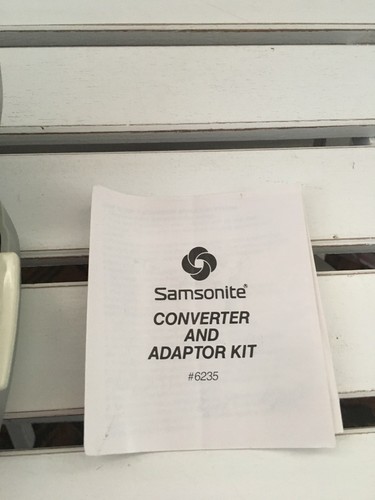 Samsonite 1600 Watt Worldwide Voltage Travel Converter Adapter Kit (W40)