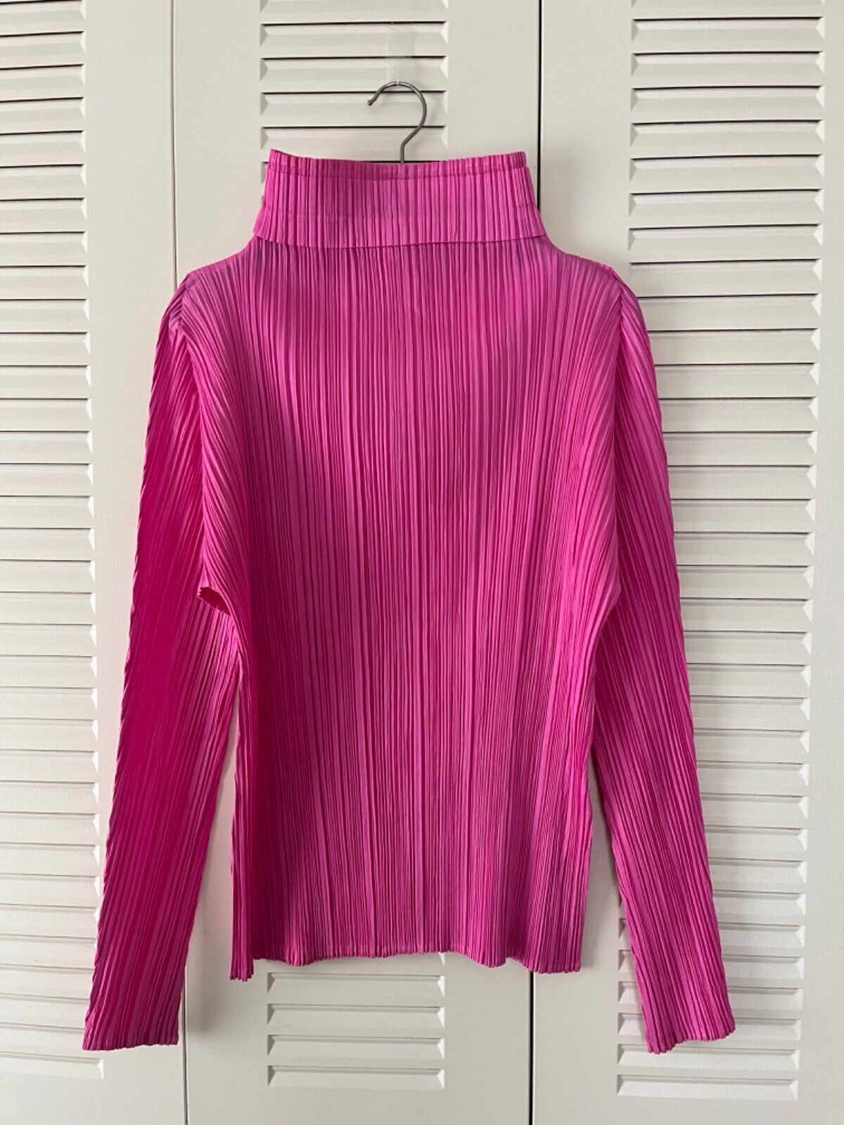 ISSEY MIYAKE Pleats Please Long Sleeve Top Fuchsia Pink Size ISSEY MIYAKE Pleats Please Long Sleeve Top Fuchsia Pink Size