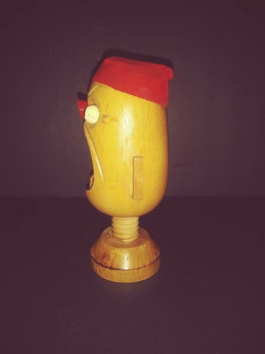 Vintage Kitschy Wooden Silly Funny Face Screw Twist Nutcracker 5.5