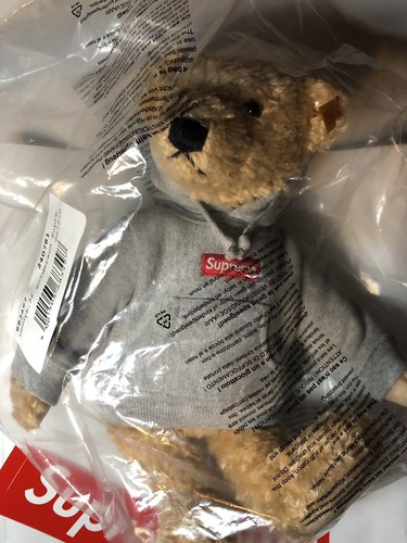Supreme Steiff Bear Box Logo FW18 On Hand 100% Authentic