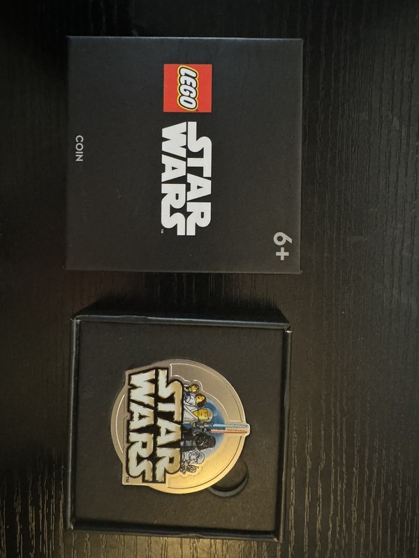 LEGO INSIDERS 5008899 25TH ANNIVERSARY LEGO STAR WARS LOGO COIN