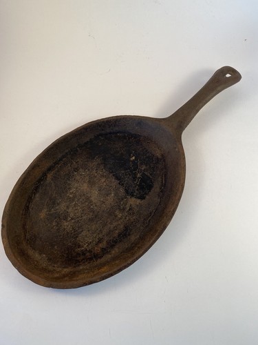 Skillet Marked "k" And "10"