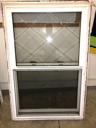 4 Double Hung Vinyl Insulated Windows