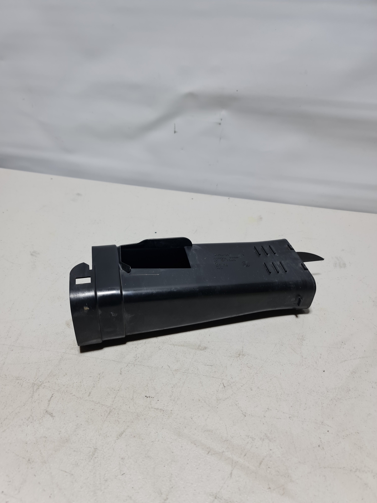 0 Bmw 2015-2020 13-71-7-846-265 13717846265 ENGINE Intake Duct Right 7846265 image 2