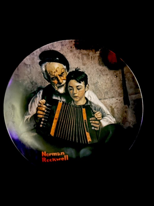 Knowles Norman Rockwell Plate "The Music Maker"1981Limited Edition Authentic NOS