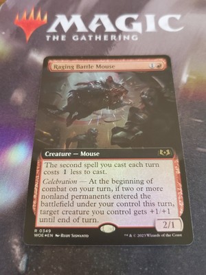 Mtg. Raging Battle Mouse. Foil Extended Art. Wilds of Eldraine. Nm