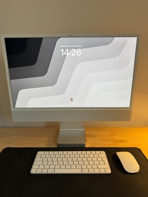 Apple iMac M1 - 24" - 256GB SSD, 8GB, 8-Core GPU - Silver