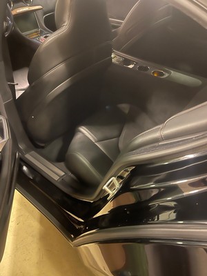 image 4 of interior