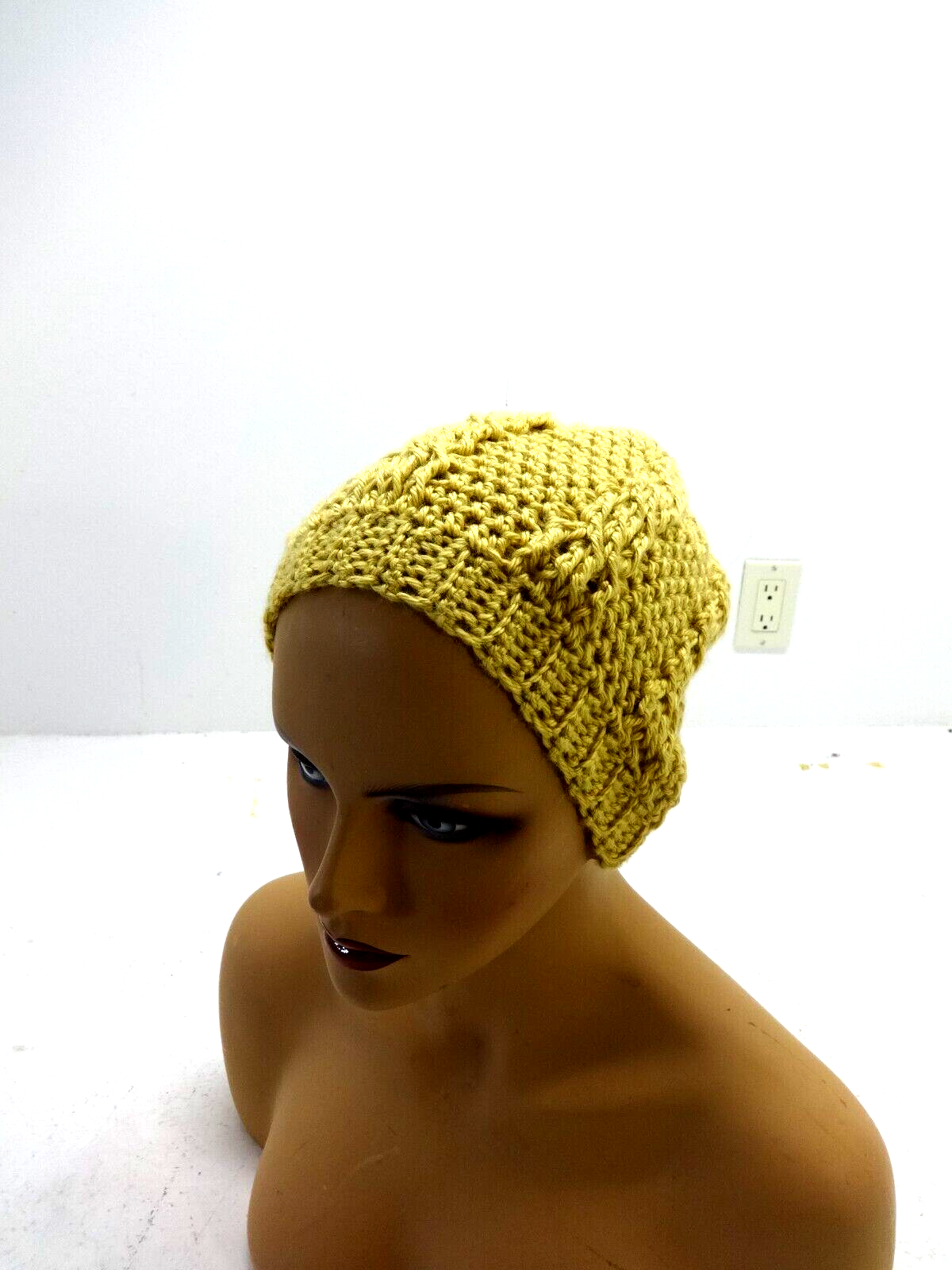 BRAND NEW HANDMADE COZY CABLE KNIT SLOUCHY BEANIE ONE SIZE