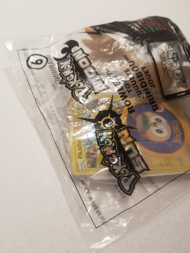 McDonald's 2017 pokemon toy #6 sun moon Rowlet with Pikachu card showing!!! new