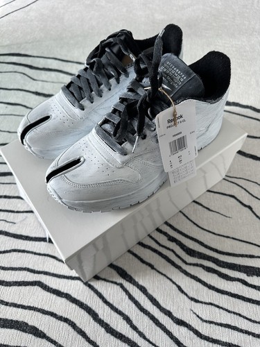 Size 8 - Reebok Classic Leather x Tabi Maison Margiela