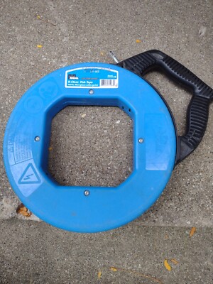 IDEAL 31-063 SPEED GRIP S-Class Fish Tape 100ft. Fiberglass With Eyelet.
