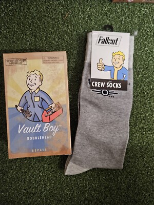 Gaming Heads Fallout Vault Boy 111 Bobblehead Series #1 And A Pair Of Crew Socks