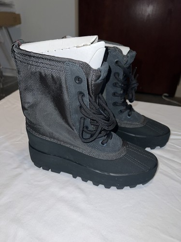 yeezy 950 チョコレート 美品 箱無し 28cm 2025年最新】Adidas yeezy 950の人気アイテム - メルカリ