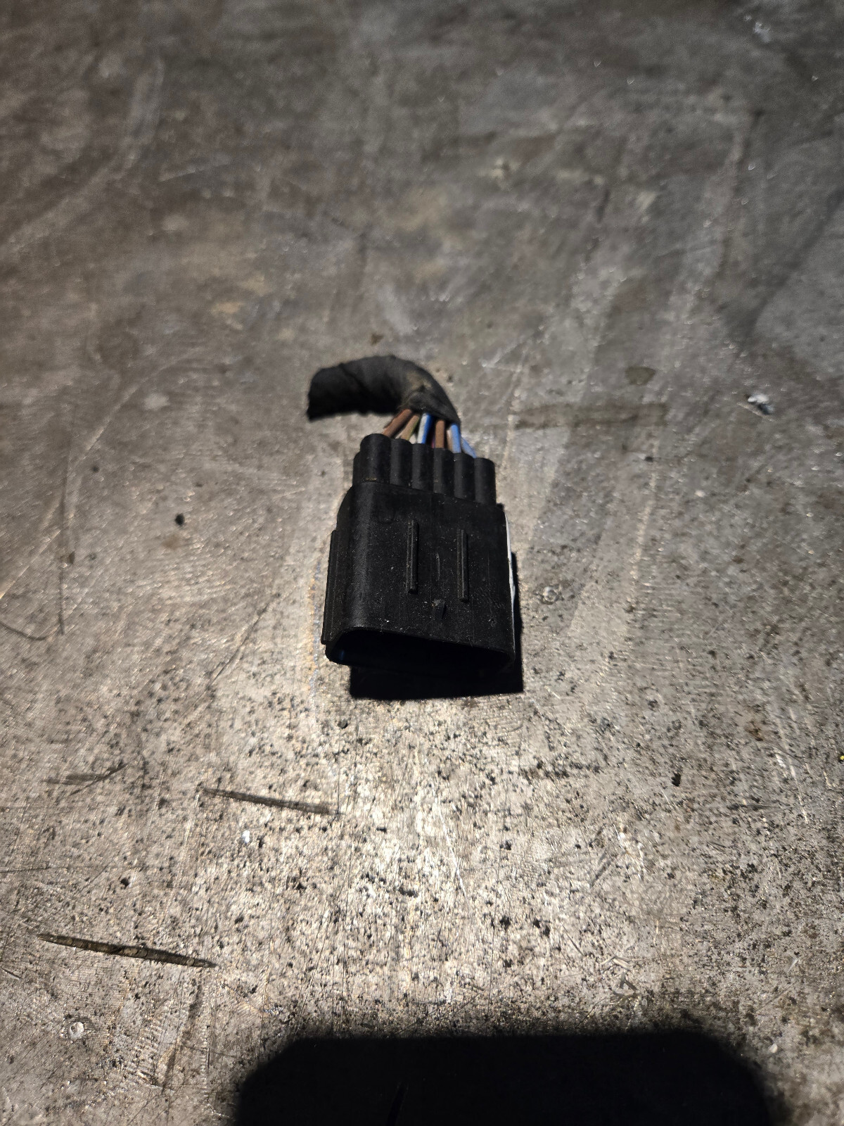 PIGTAIL 68293804AF 48852040F 3.0L ECO DIESEL ENGINE HARNESS PIGTAIL - Picture 3 of 4