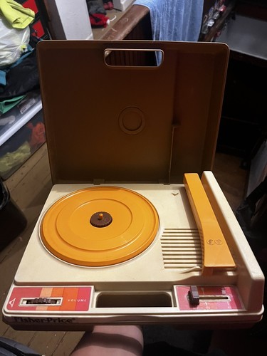 Vintage 1970s 70s 1978 FISHER PRICE Phonograph Record Player