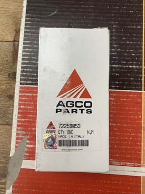 AGCO SIDE LIGHT PART # - 72259053 New In OEM Box